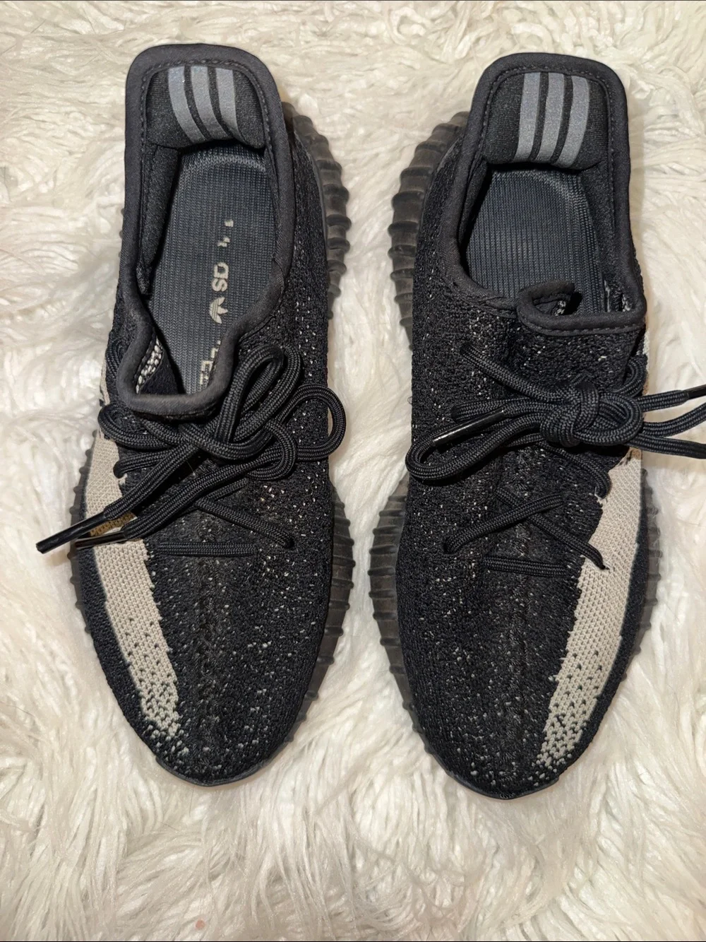 Adidas x Yeezy reposhing this
